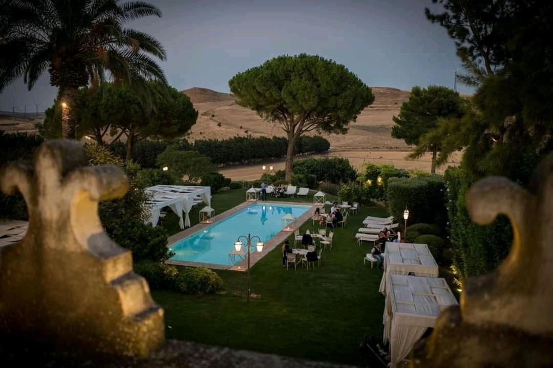 Castello Camemi Hotel Vizzini Bagian luar foto